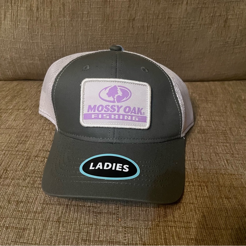 Mossy Oak Fishing Ladies Hat NWT 🧢